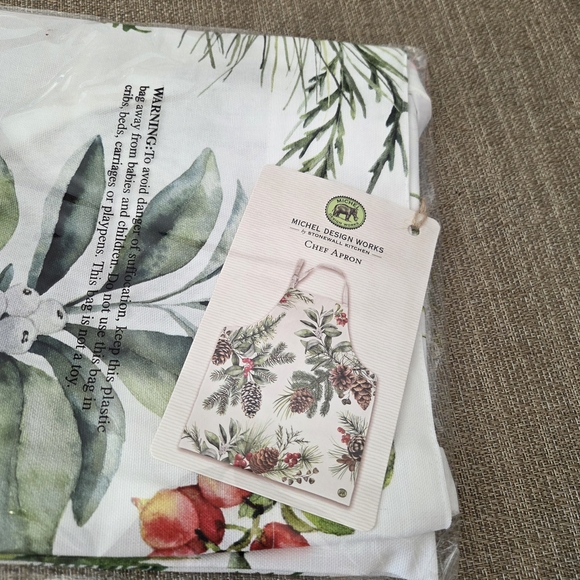 Michel Design White Spruce Chef Apron - Picture 3 of 4